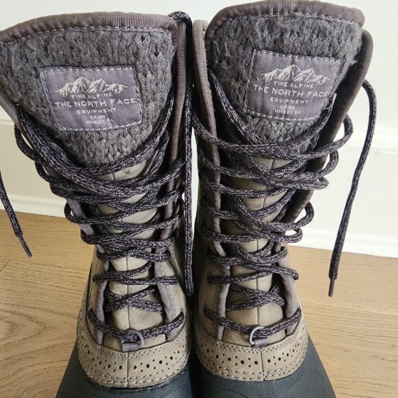 The North Face Shellista II winter waterproof boots size 7.5 - Picture 7 of 15